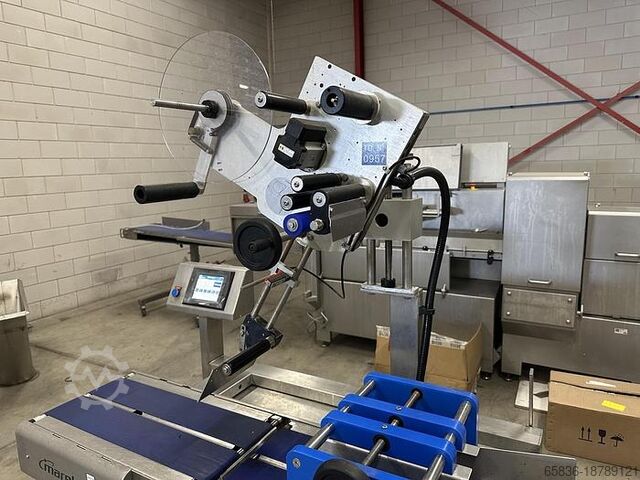 2018 Marel concept 500 etiketteermachine boven en onder Marel concept 500 labelling machine top and bottom