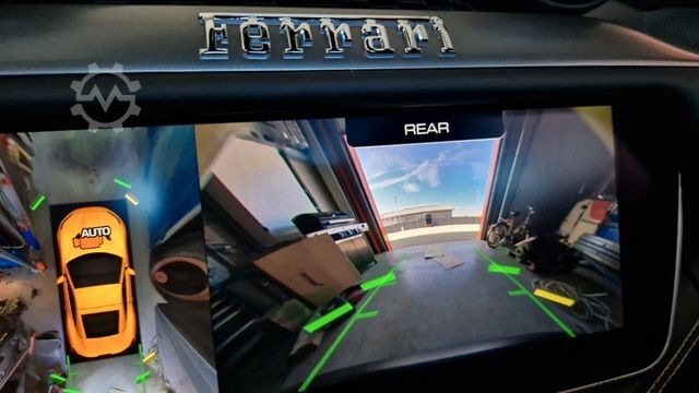 Bestelwagen FERRARI Portofino