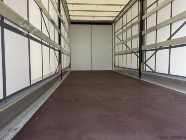 Otevřený přívěs s plachtou Möslein TPW 105 D Schwebheim  Tandem- Planenanhänger Durchladen