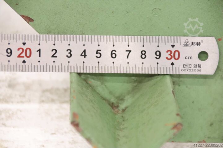 ράγα στήριξης unbekannt Lochabstand 550 mm