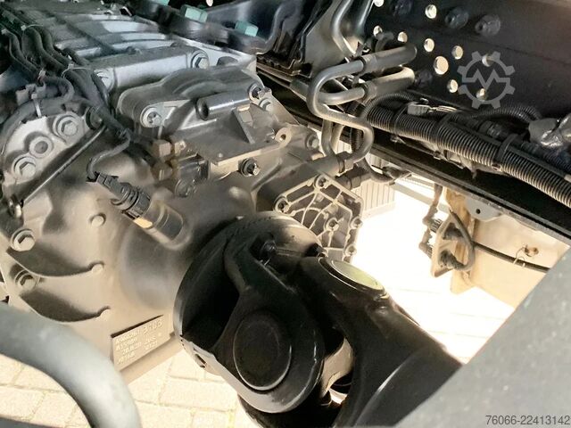 Padrão-SZM Mercedes-Benz Zetros 2045-S Tractor Head