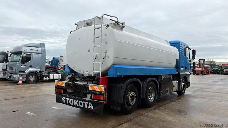 Tanker MAN TGA 26.360 (POMPE MANUELLE / 17000L / MANUAL PU...