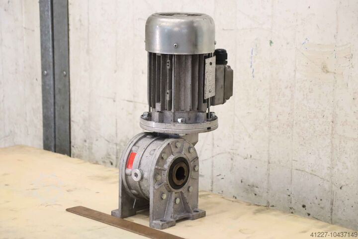 Převodový motor 0,25 kW 13 ot/min S.T.M. RMI 50 D M63C4