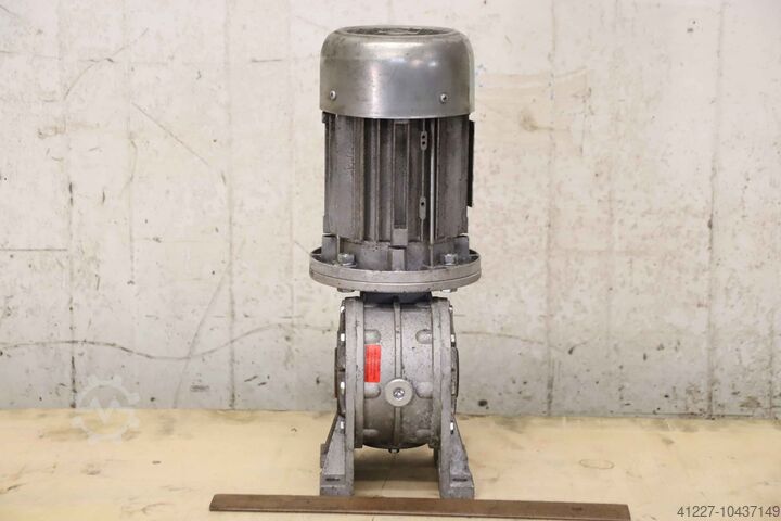 Převodový motor 0,25 kW 13 ot/min S.T.M. RMI 50 D M63C4
