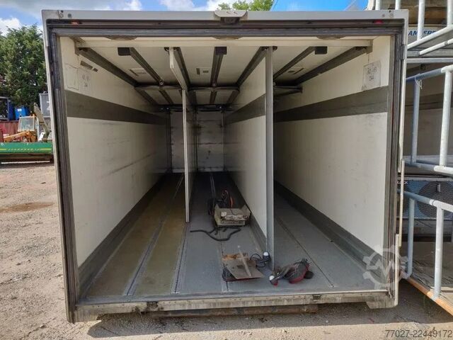 Diversos garajes / casetas de jardín / salas de ocio / cajas de carga / cajas aisladas / cajas frigo Diversen Garagebox / tuinhuis / Mancave / Laadbak / Geïs...