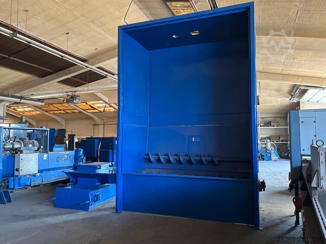 RECEIVING UNIT FOR MOVING FLOOR TRAILER  