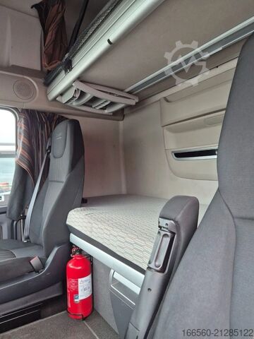 Standard tractor DAF XF 530 FT SUPER SPACE CAB ZF INTARDER