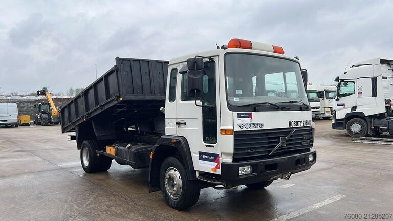 Tipper Volvo FL 6 - 15 (MANUAL PUMP / POMPE MANUELLE / LAMES...