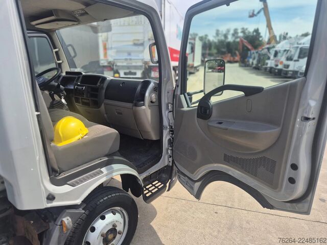 Πλατφόρμα ανύψωσης Nissan CABSTAR 35.13 KLAAS 27M