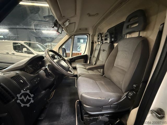 Bestelwagen met verhoogd dak PEUGEOT Boxer Kasten L2-H2 Klima 1.Hand R-CAM