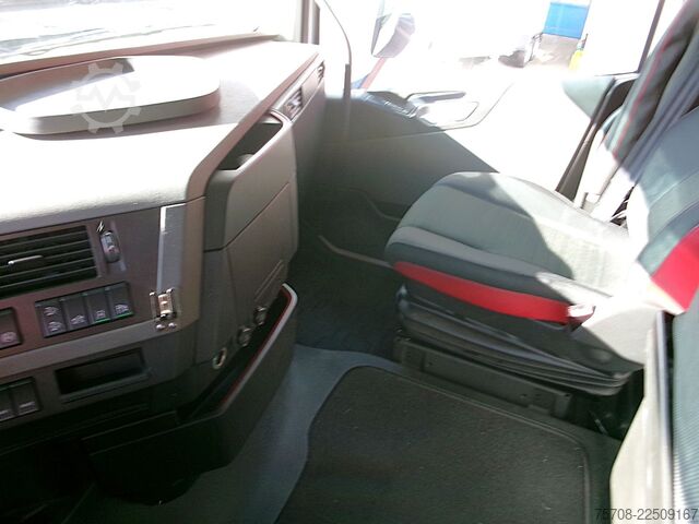 Kamion za prevoz pića VOLVO FH 500*8,2m Schwenkwand*LBW*VEB+*Top Zustand !!!