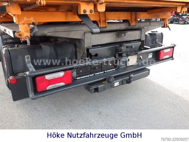Trostrani kiper kombi IVECO 70 C 18 DoKa/Kipper/Palfinger Kran/Greifer/2xAHK