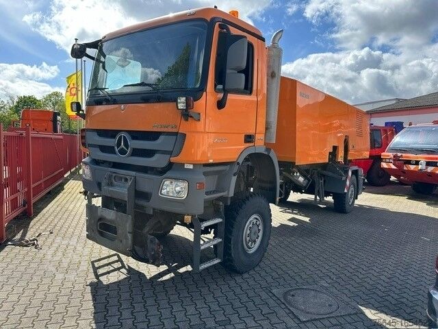 Repülőtéri téli karbantartó berendezések Mercedes-Benz Actros 2036 AK Allrad , Airport