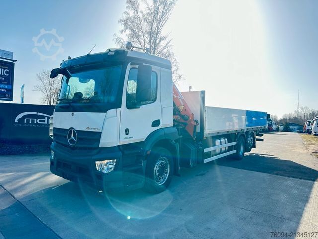 Φορτηγό με επίπεδη καρότσα MERCEDES-BENZ Actros 2536 6x2 KRAN 20m FUNK Pritsche 7,5m