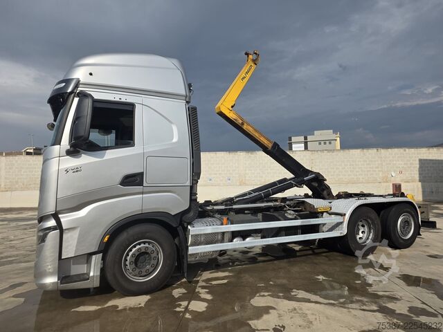 Kroklastbil iveco 260S48