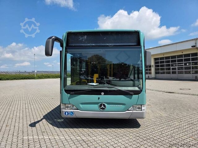 Autocar interurbain MERCEDES-BENZ LE 530  n40+56+1+1