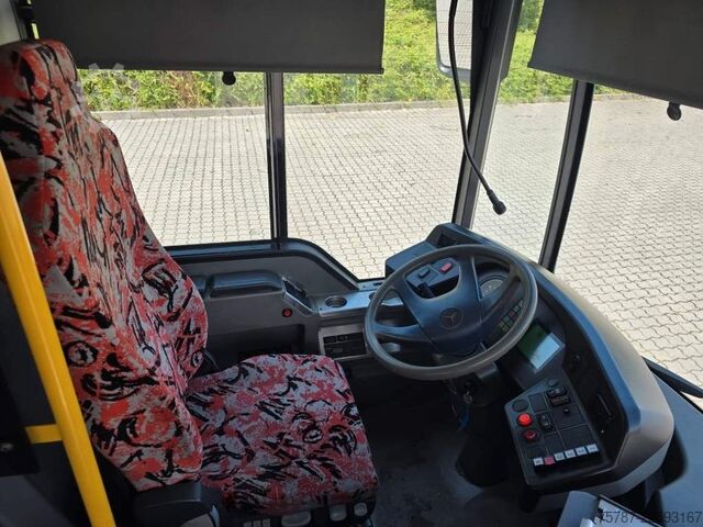 Autocar interurbain MERCEDES-BENZ LE 530  n40+56+1+1