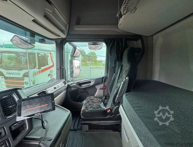 Hűtős teherautó SCANIA S500 6X2 RETARDER 50 CC COMBI 2x TAILLIFT TOP CO