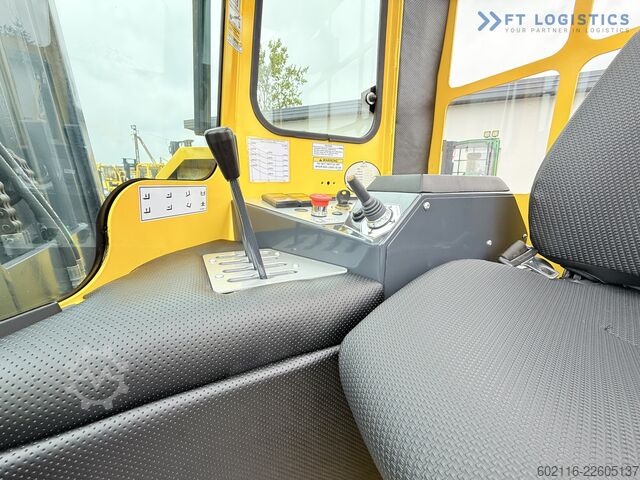 Wózek widłowy czterokierunkowy Combilift C4000 GAS DUPLEX 4600 FREE-LIFT CABIN