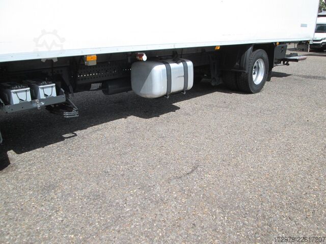 Camion frigorifique MERCEDES-BENZ Antos 1827 *XXL-Carrier Kühlkoffer 8.90m*