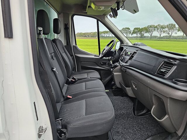 Bőrönd FORD TRANSIT 2.0 Bakwagen Laadklep!