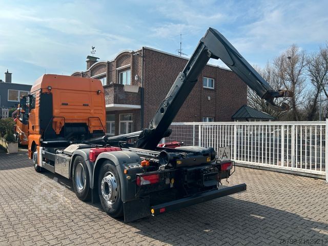 Camión portacontenedores de gancho MAN 26.400 TGX MEILLER Abroller 6x2