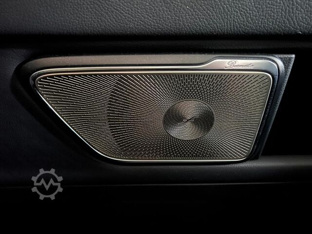 Minibüs Mercedes-Benz V 250 d STYLE Lang Style 7Sitze AHK Distr 360K Multibeam