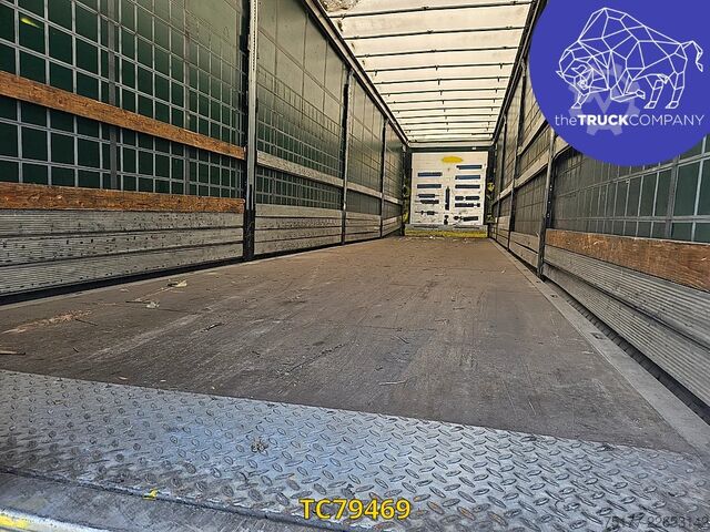 Skjutbara presenningar Schmitz Cargobull 