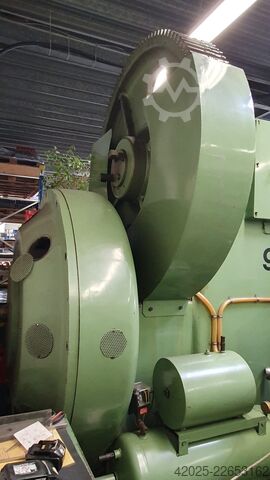 Excentrický lis MÜLLER EXP 300 R