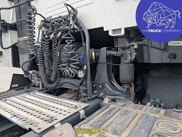 Standard-SZM Renault T 520