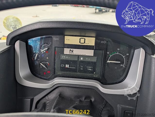 Standard-SZM Renault T 520