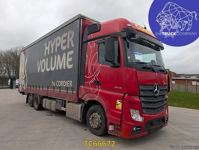 Posuvná plachta Mercedes-Benz Actros 2548