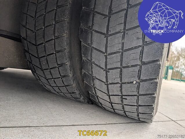 Posuvná plachta Mercedes-Benz Actros 2548