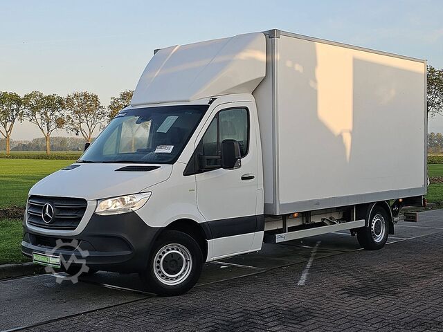 Walizka MERCEDES-BENZ SPRINTER 316 Bakwagen Laadklep!