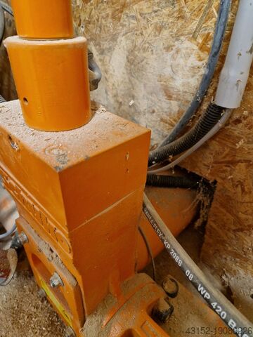 Briketpers Schuko CT 1100 S-20 PLUS