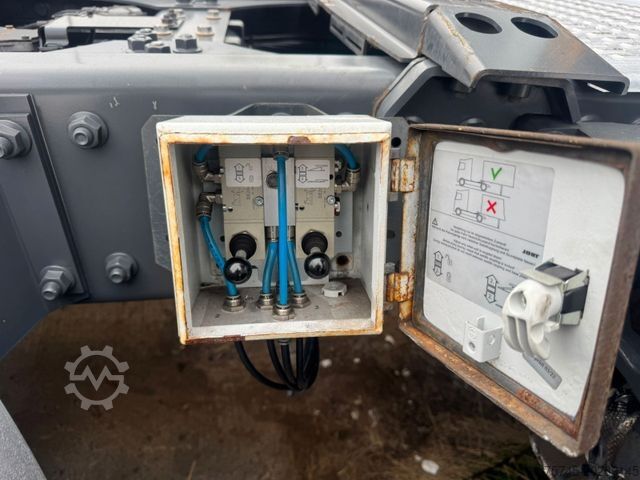 Volumen trækker DAF XF 480 * RETARDER * TEL * SUPER SPACE CAP