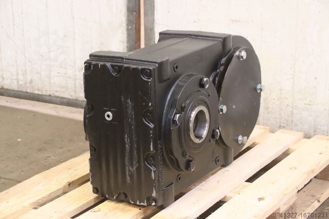 Gearkasse 1:38 SEW-EURODRIVE 720/350/460 mm