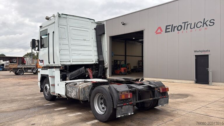 Tracteur standard Renault AE 440 Magnum E-tech (BOITE MANUELLE / MANUAL G...