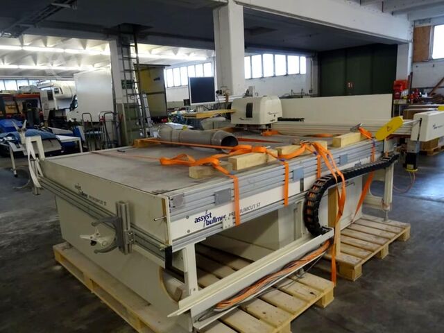 Cortadora de mesa plana Bullmer PremiumCUT CV