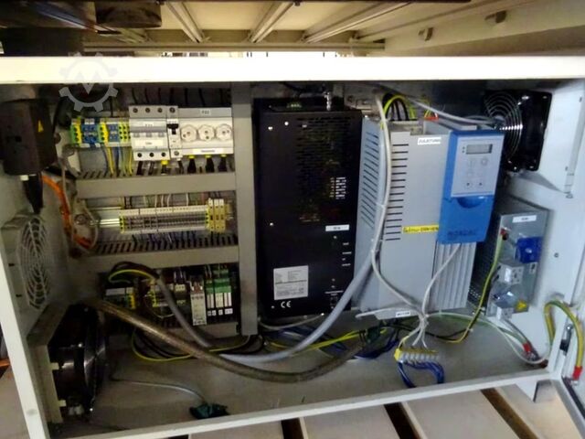 Cortadora de mesa plana Bullmer PremiumCUT CV