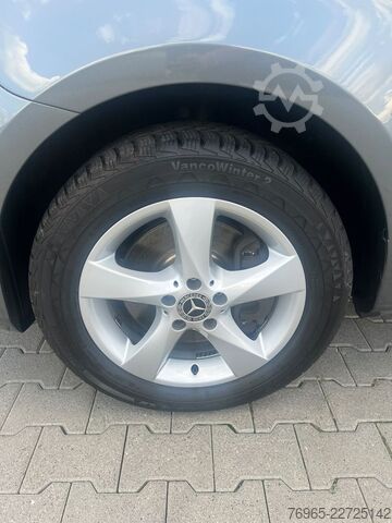 Panelvan MERCEDES-BENZ Vito 119 LANG MIXTO 9G NAVI LED DISTRONIC KAMERA