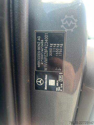 Panelvan MERCEDES-BENZ Vito 119 LANG MIXTO 9G NAVI LED DISTRONIC KAMERA