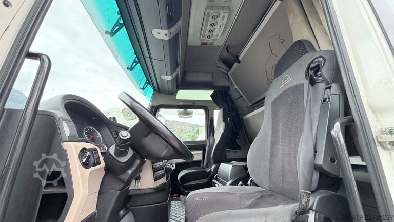 Standard nyergesvontató MAN TGX 18.500 Zgm 4x2 Bj 17