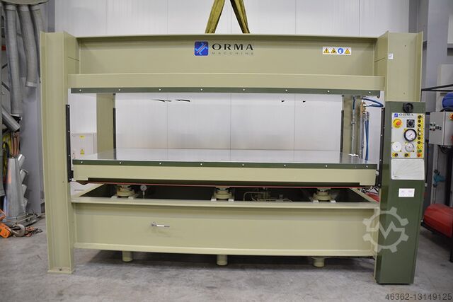 Veneer press Orma