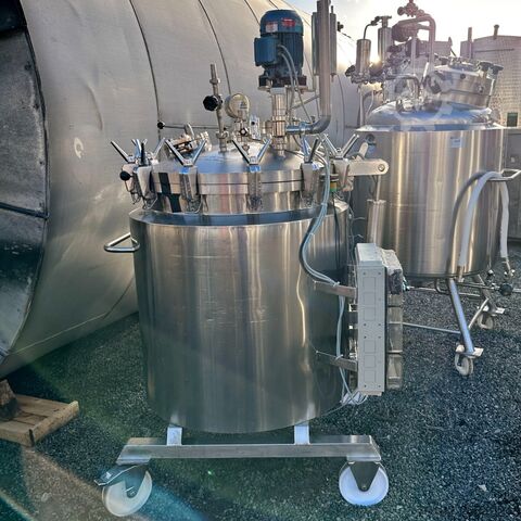 Réservoir de pression mobile de 458 litres, chauffant/refroidissant, AISI 316 avec agitateur à hélic Diessel 9813