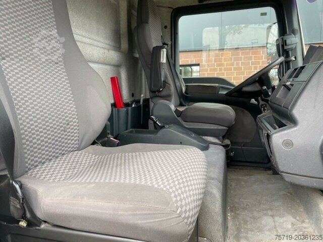 Pick-up bestelwagen MAN 8.180 TGL Pritsche mit LBW