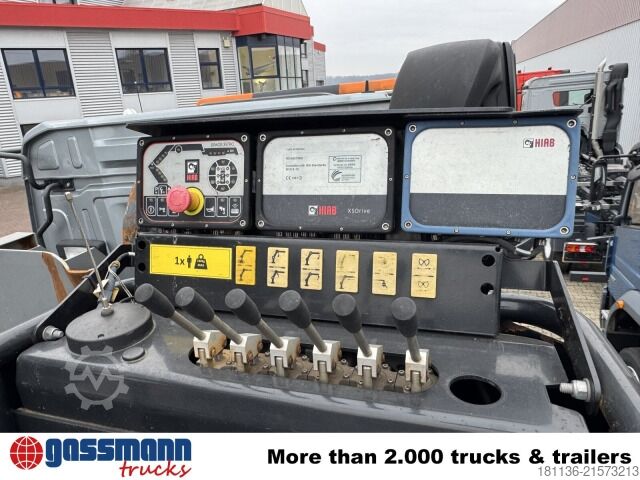 Afzetcontainer  Abrollcontainer mit Kran Jonsered 1300RST96, Funk