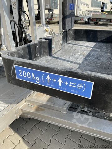 Crawler work platform CTE TRACCESS 170