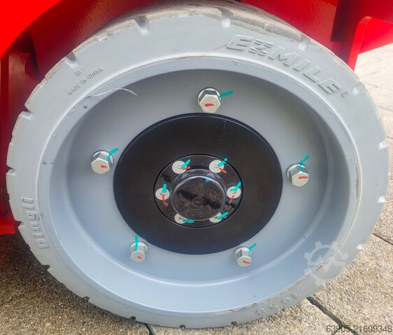 Scissor platform Magni ES 1412AC+