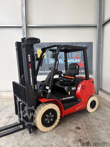Carrello elevatore elettrico a 4 ruote EP EFL30 Pro + Fingertip + Waage